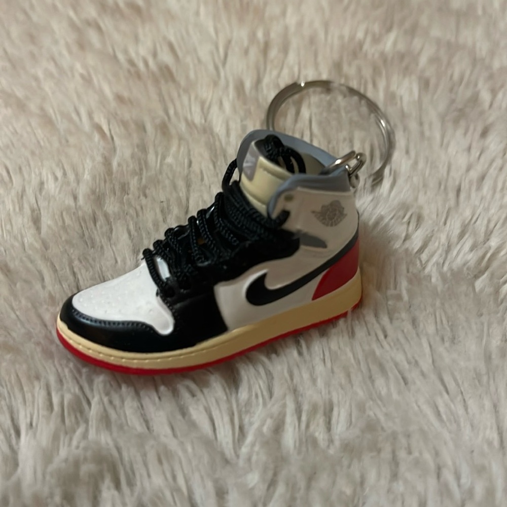 AJ 1 Retro High - Union-Black Toe” Keychain
